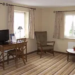 Gaestehaus Dorf-alm Hotel