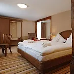 Gaestehaus Dorf-alm Willingen (Upland)