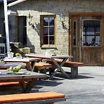 Gaestehaus Dorf-alm 3*