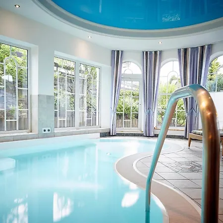 Hotel Gaestehaus Dorf-alm Willingen (Upland)