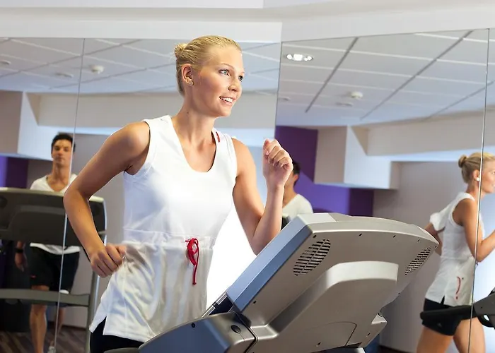 Gaestehaus Dorf-alm Hotel